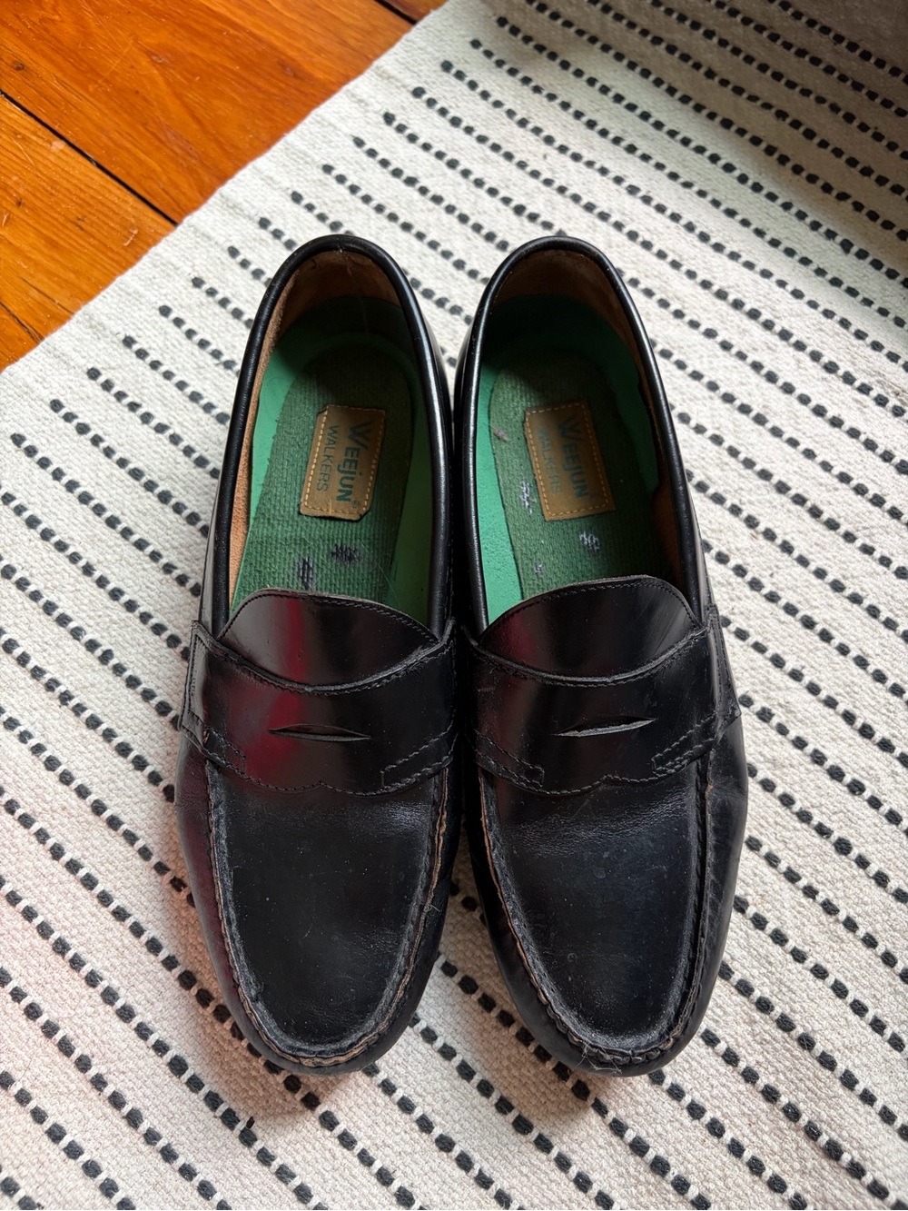 Weejuns Black Men’s Loafers